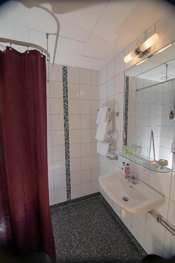 Hotell Station Skinnskatteberg Eksteriør bilde